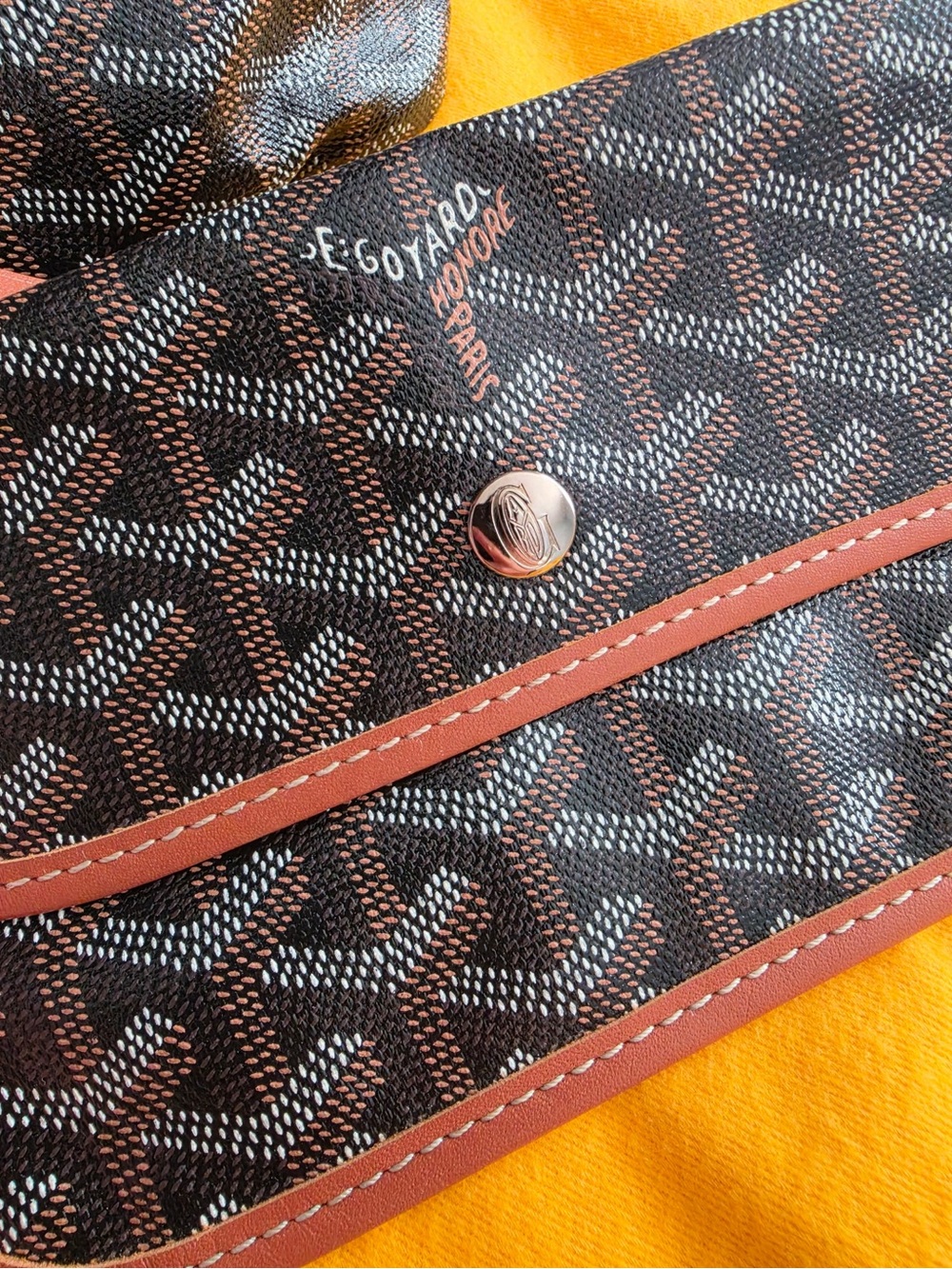 Goyard Brown & Tan Saint Louis Tote - Picture 3 of 16